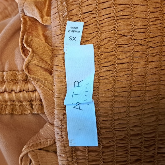 ASTR Love Song Ruched Frill Puff Sleeve Top XS Apricot - Picture 11 of 12